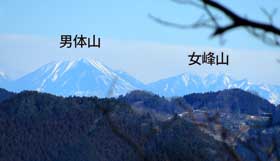 大仁田山登山道から見える男体山