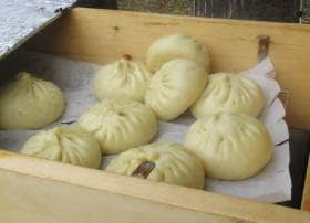 ほかほかの肉まん